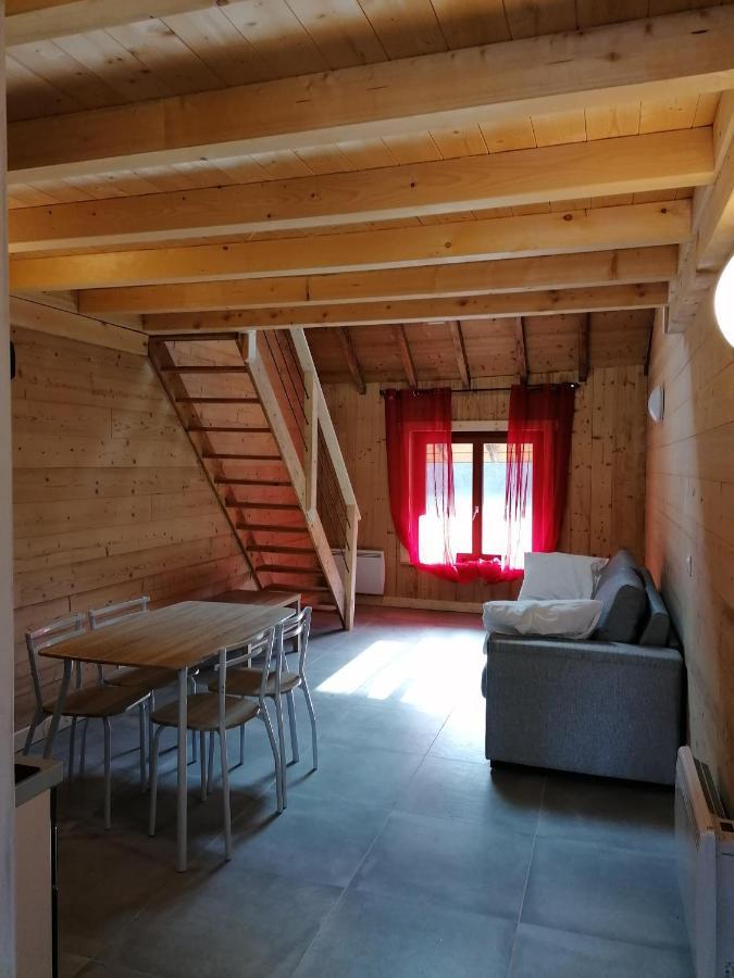 Aparthotel La Ferme De Lucien Sallenoves Exterior foto